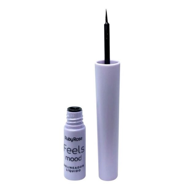 Eyeliner ruby rose