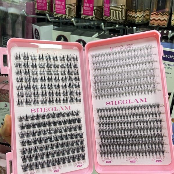 Faux cils